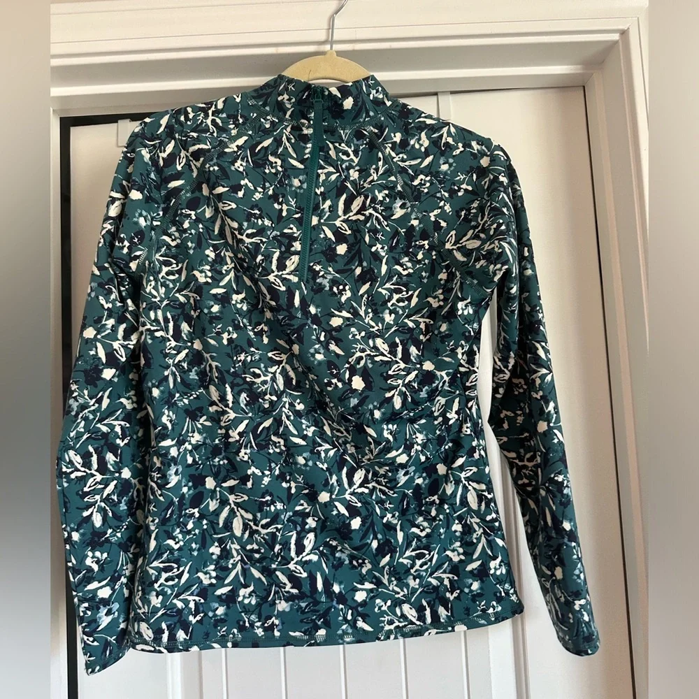Women’s Garnet Hill M Swim Mock‎ Neck Quarter Zip Teal and Blue Flower Rashguard